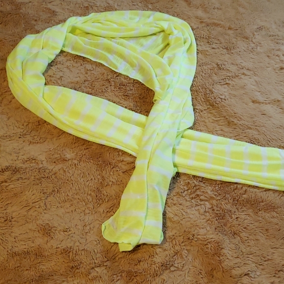 BNWT neon yellow striped scarf - Picture 2 of 3